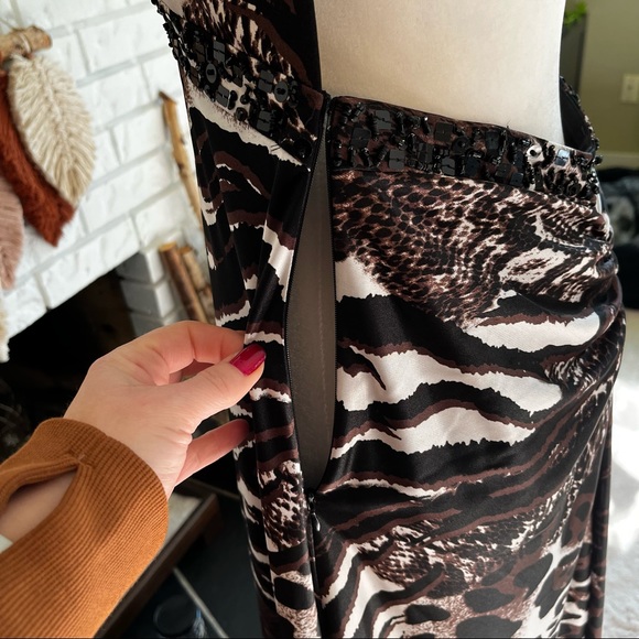 Le Chateau Stunning Animal Print Formal dress - Picture 13 of 14